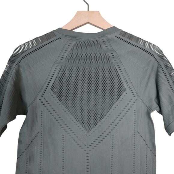 Athleta Womens M Oxygen Tee in Laurel Olive Green - Picture 6 of 10